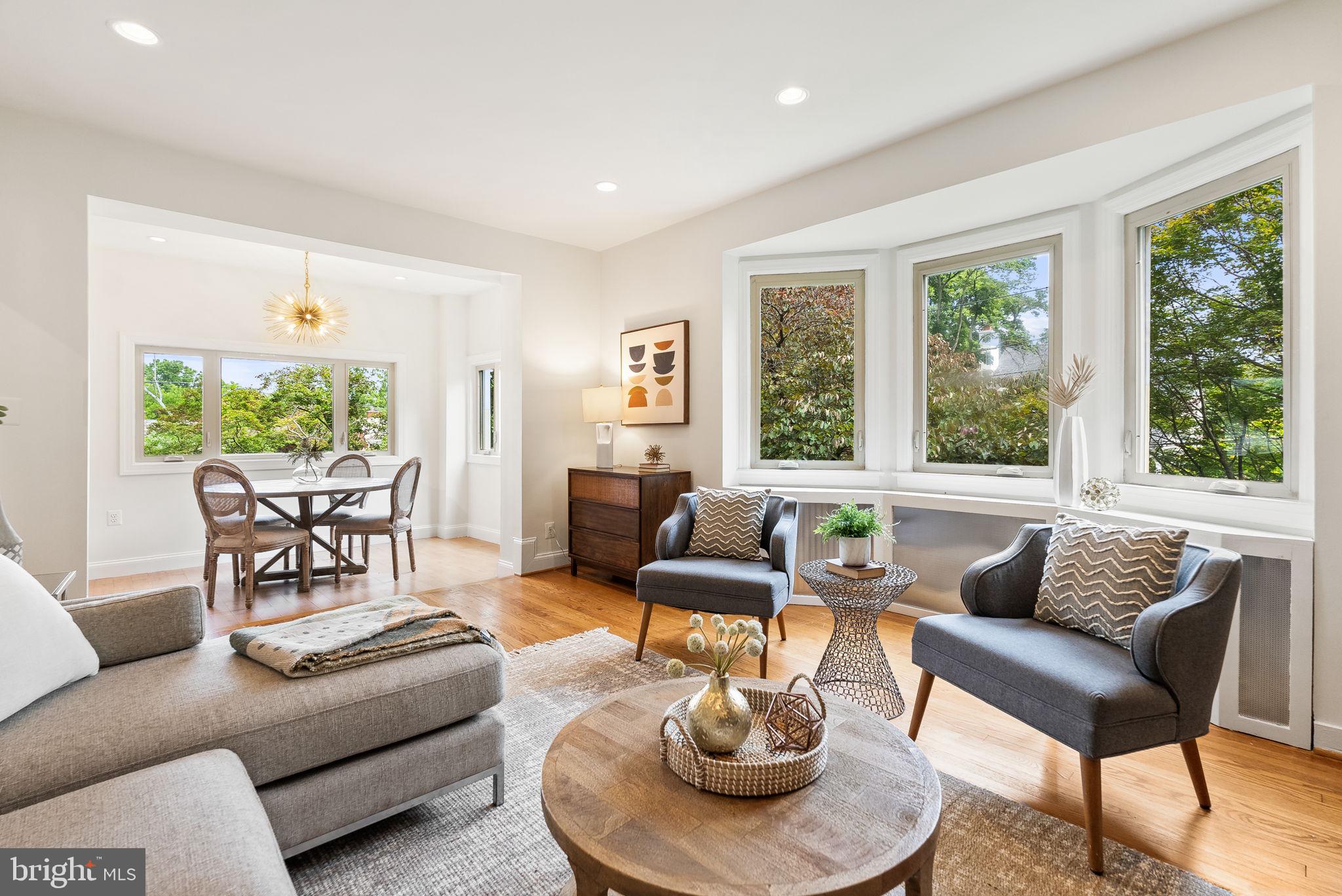 CRESTVIEW - Residential