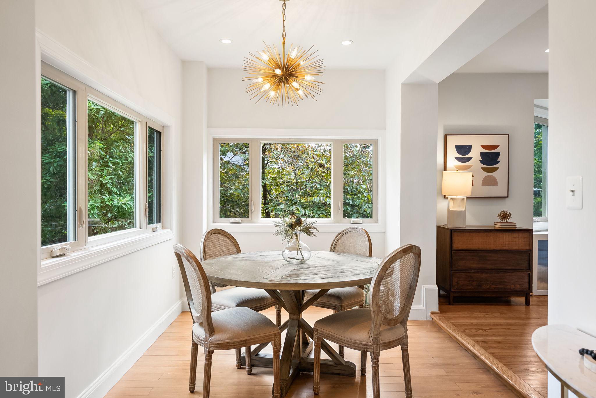 CRESTVIEW - Residential