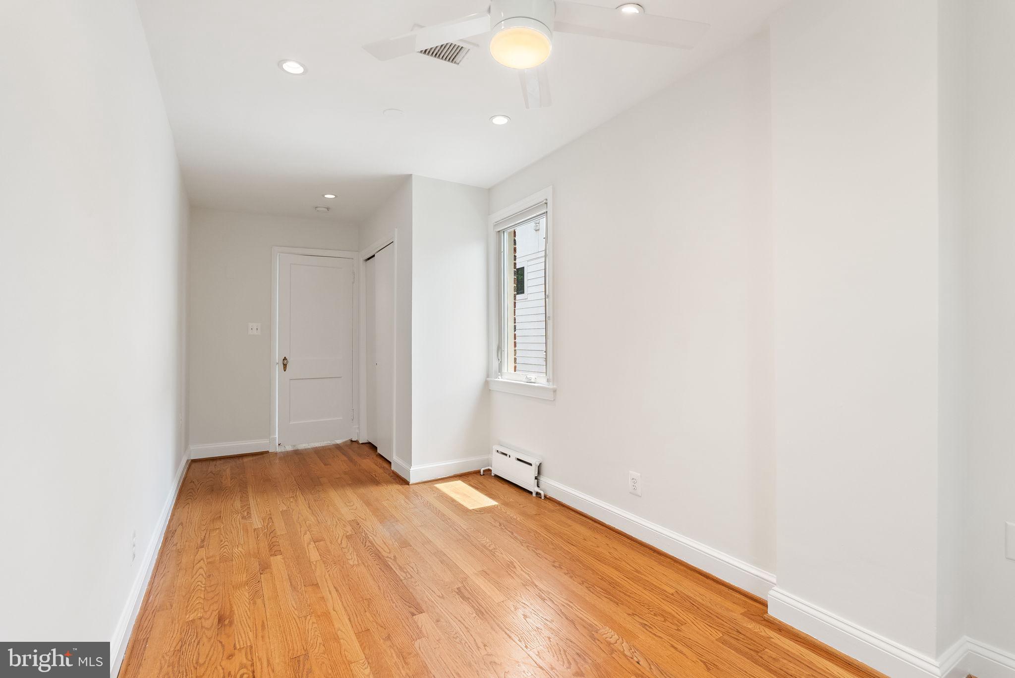 CRESTVIEW - Residential