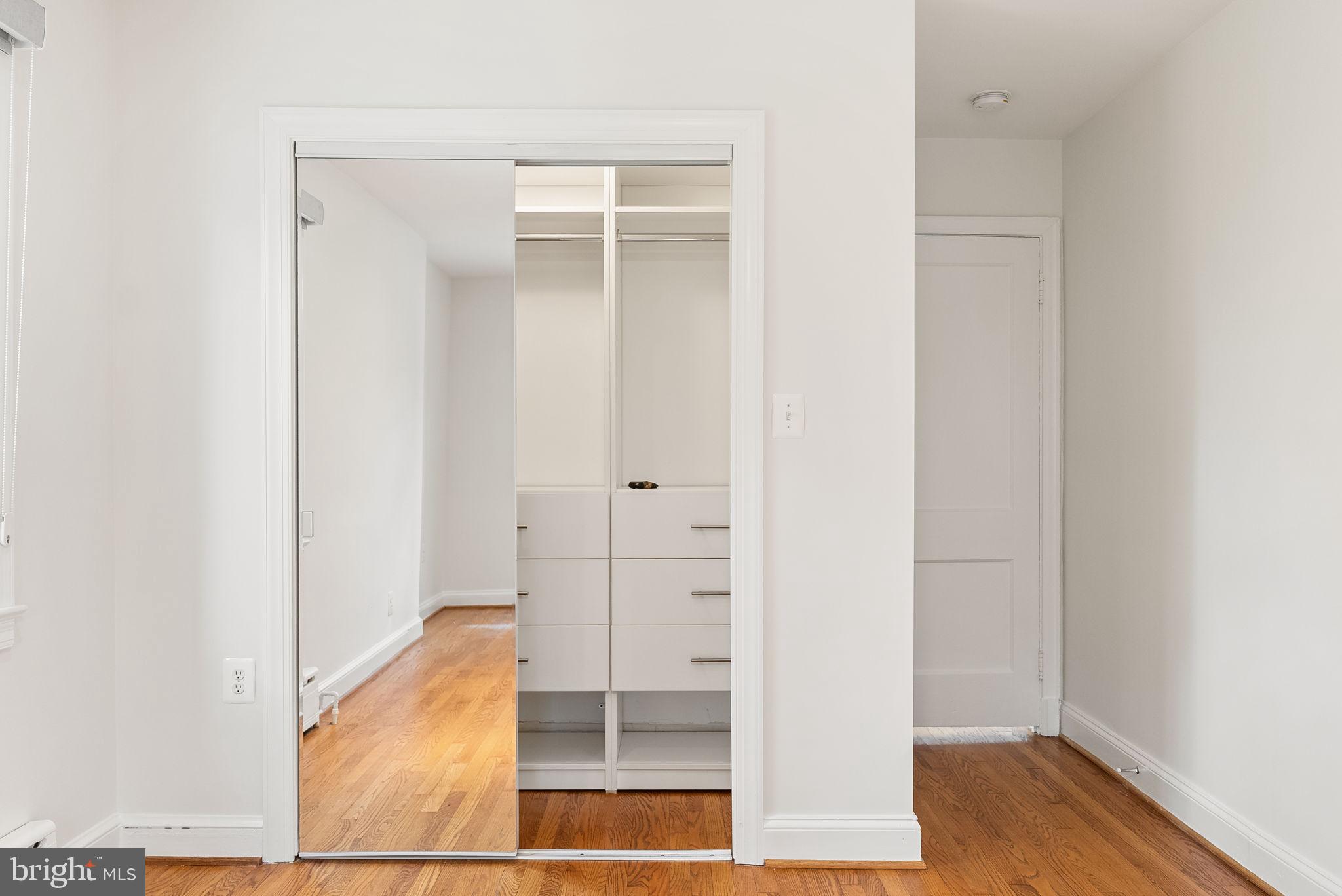 CRESTVIEW - Residential