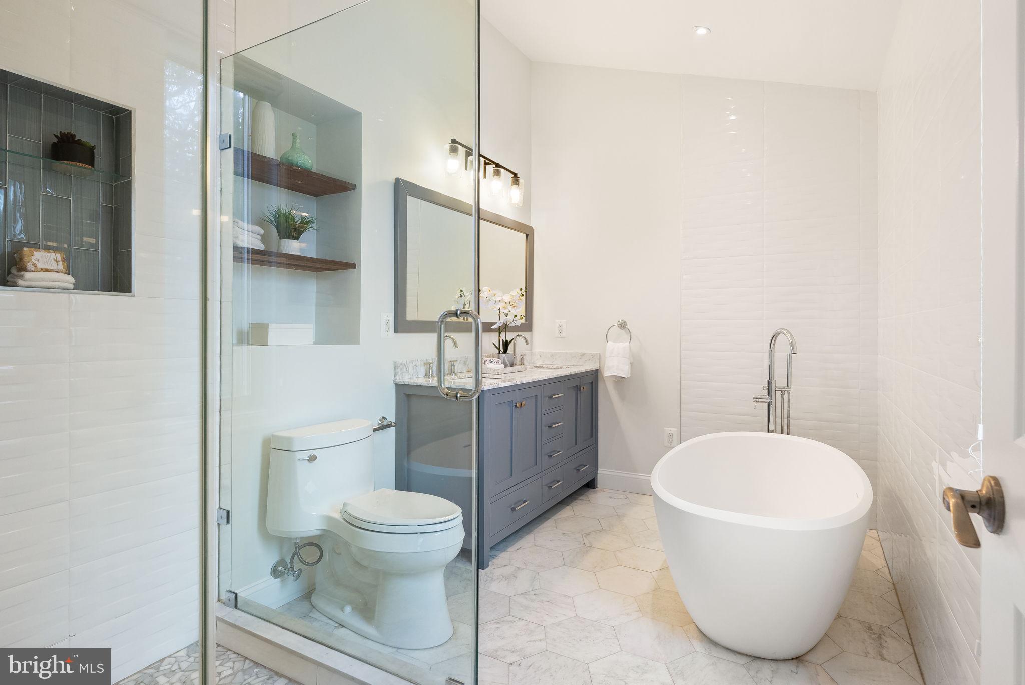 CRESTVIEW - Residential