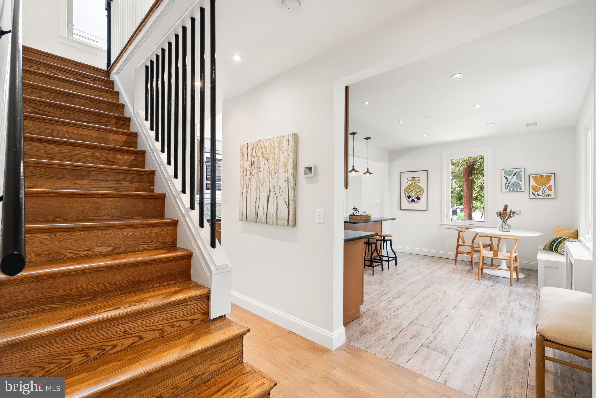 CRESTVIEW - Residential