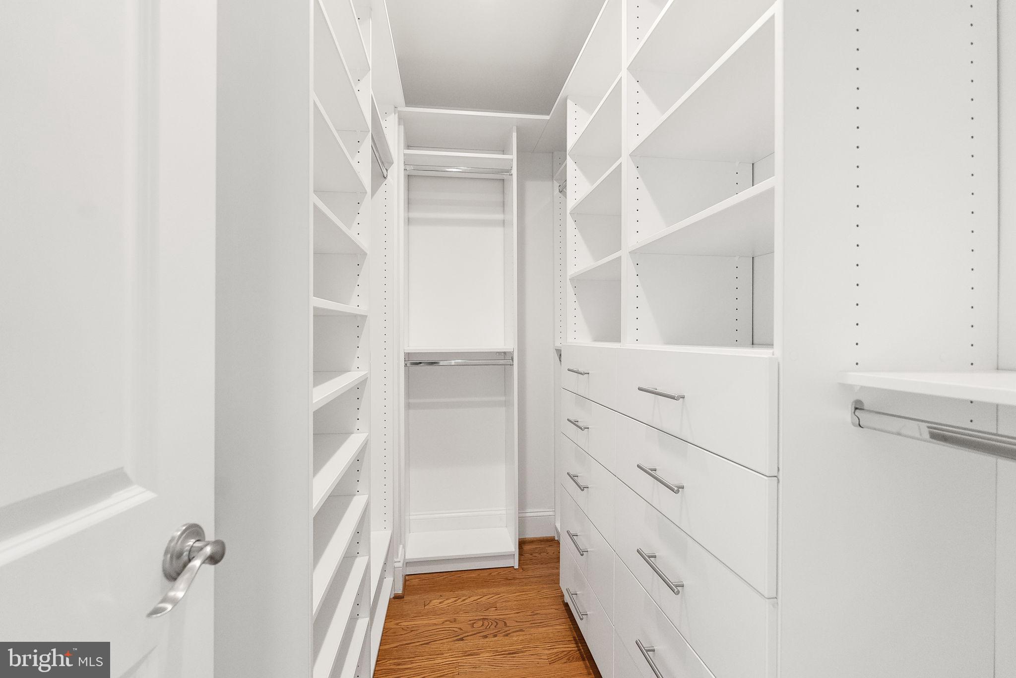 CRESTVIEW - Residential