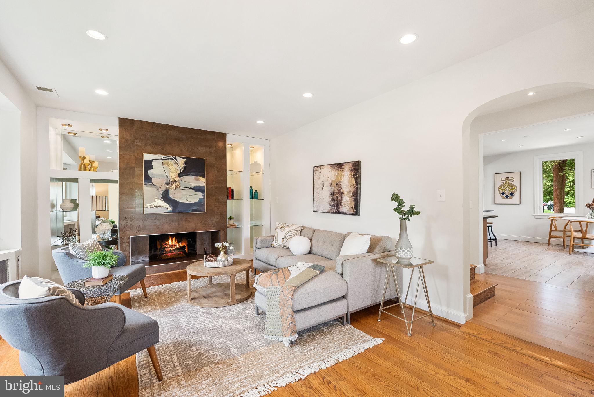 CRESTVIEW - Residential