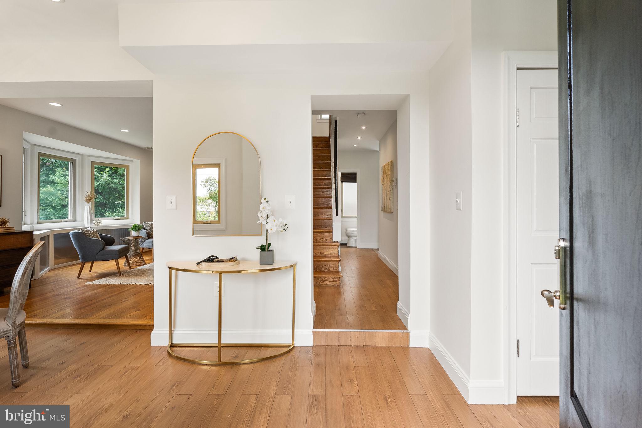 CRESTVIEW - Residential