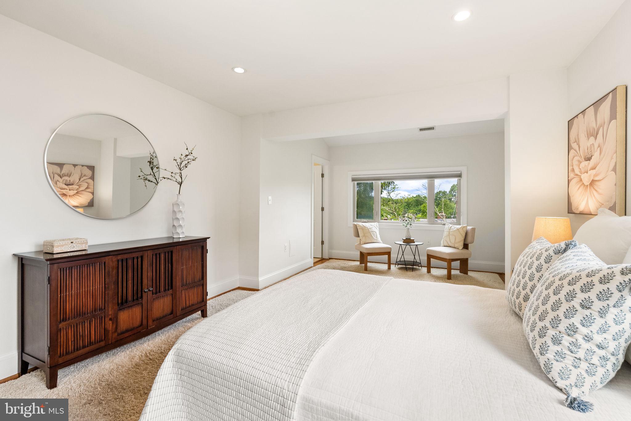 CRESTVIEW - Residential