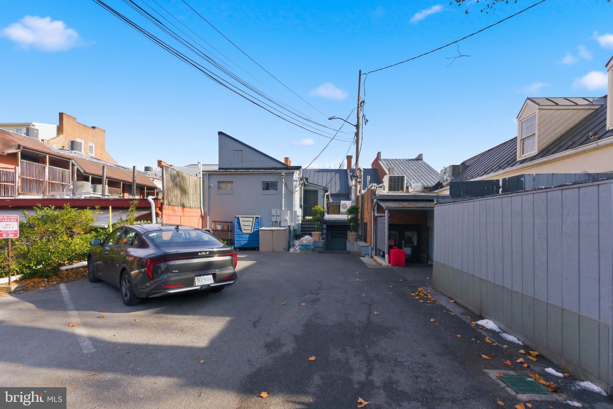 OLD TOWN WINCHESTER - Residential Lease