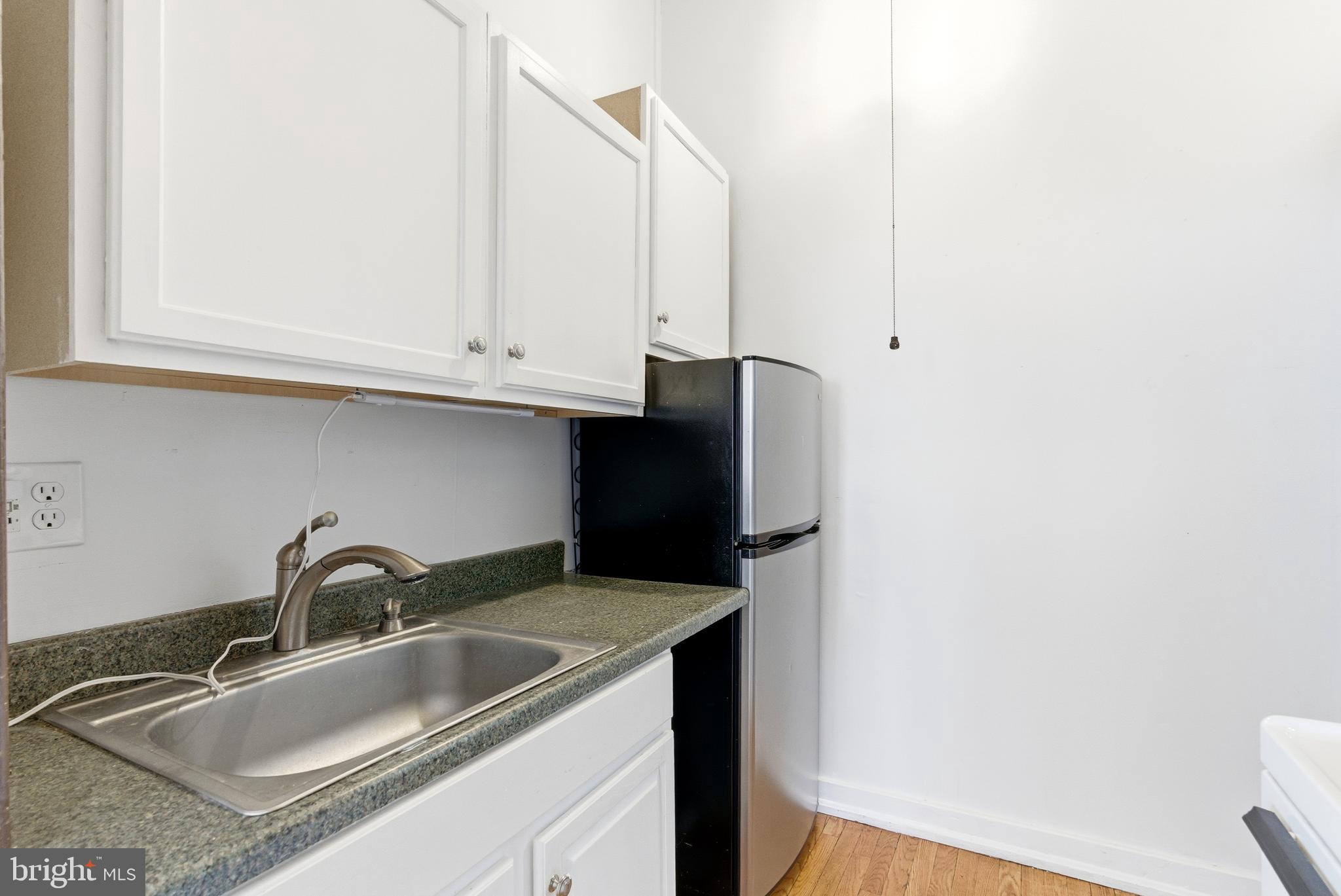 OLD TOWN WINCHESTER - Residential Lease