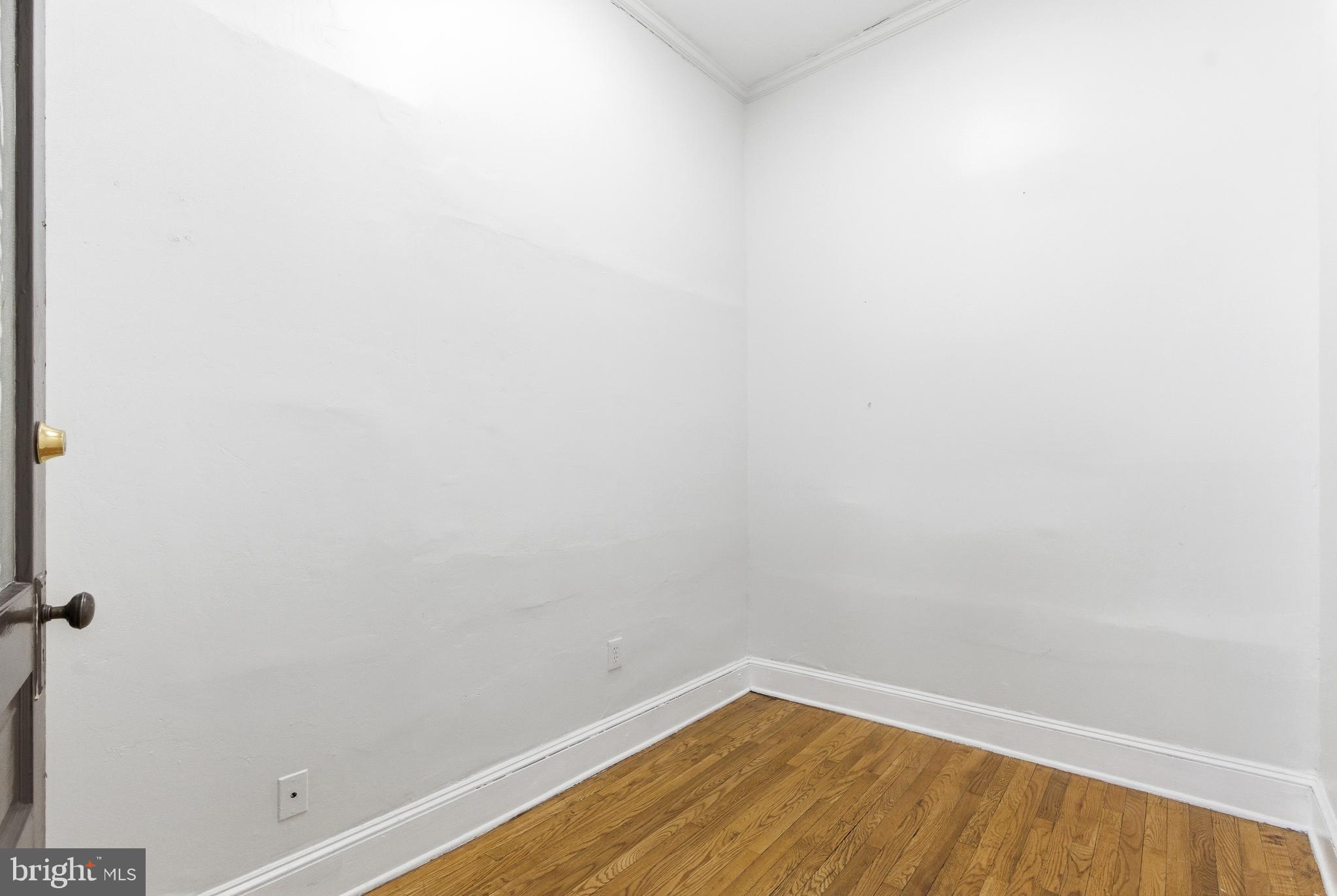 OLD TOWN WINCHESTER - Residential Lease