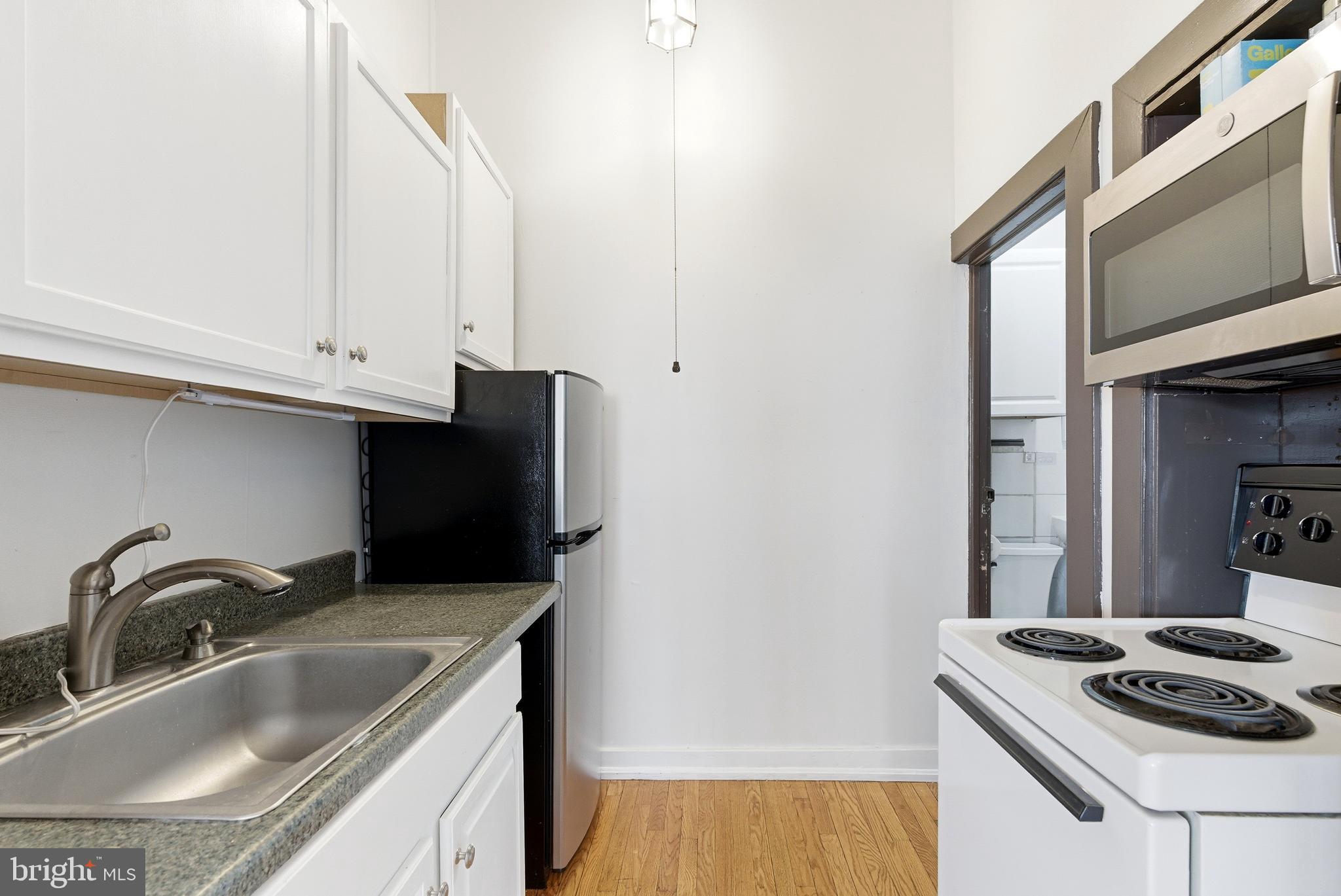 OLD TOWN WINCHESTER - Residential Lease