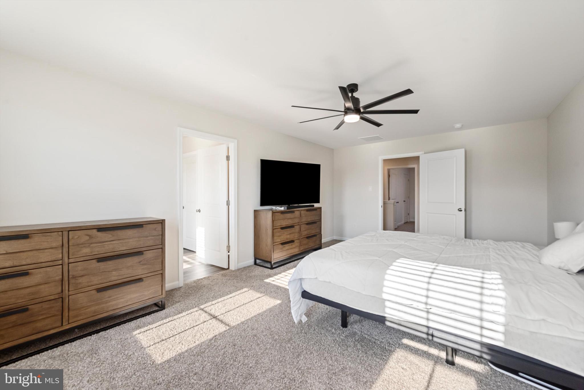 RED HILL - Residential