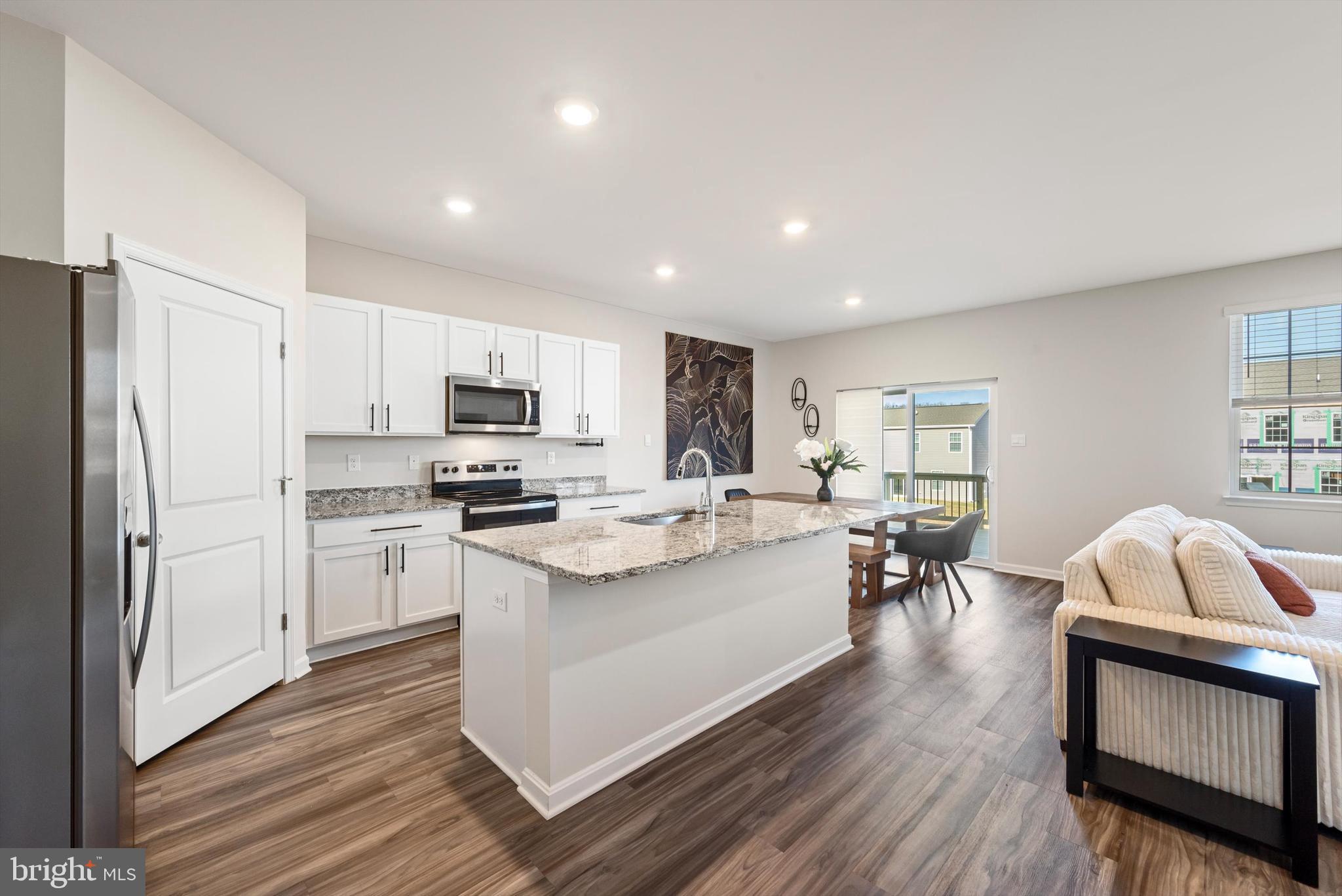 RED HILL - Residential