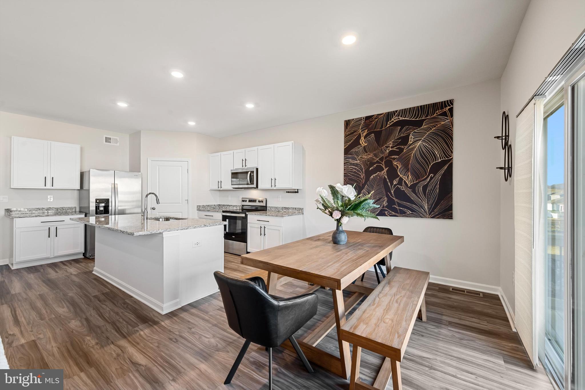 RED HILL - Residential