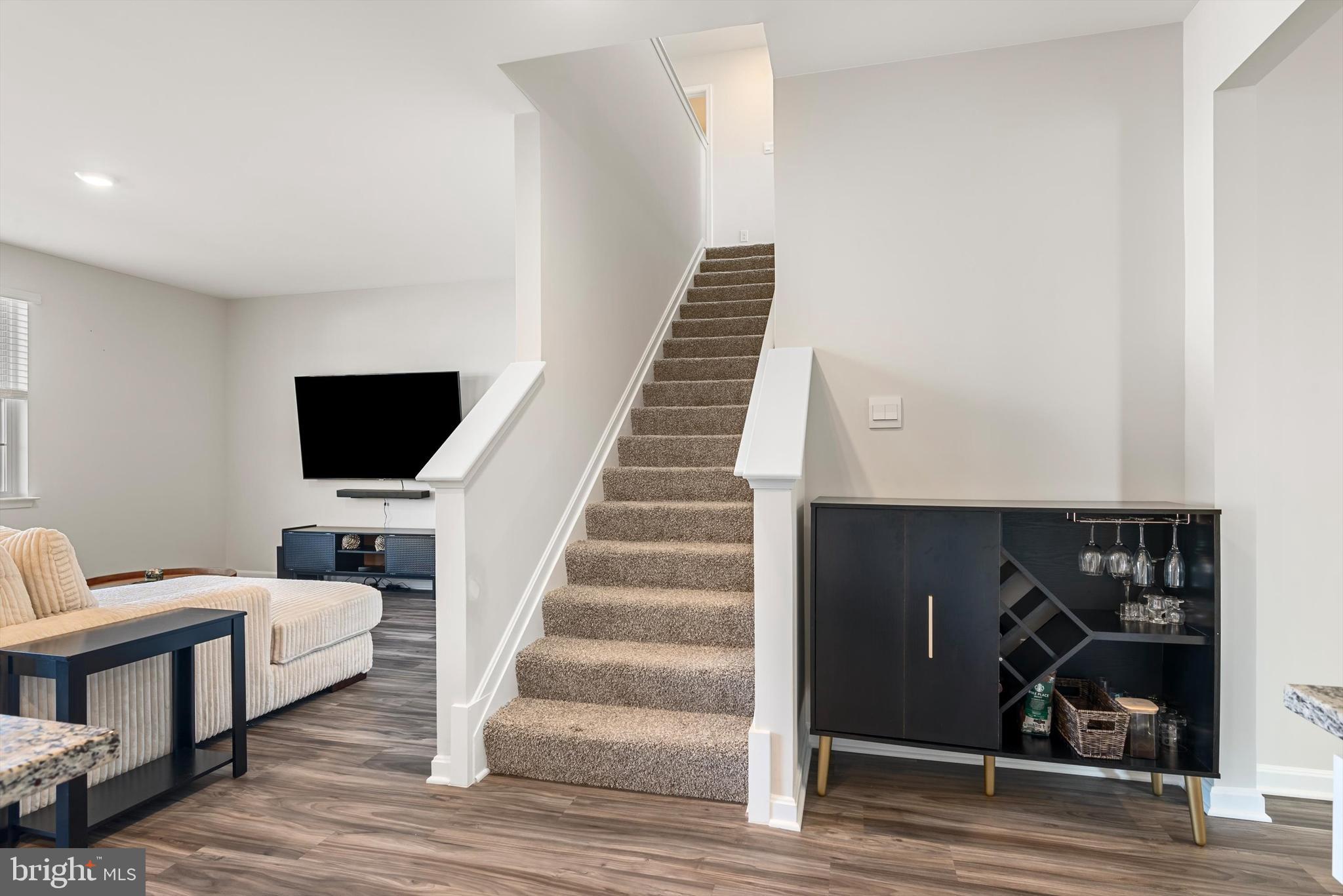 RED HILL - Residential