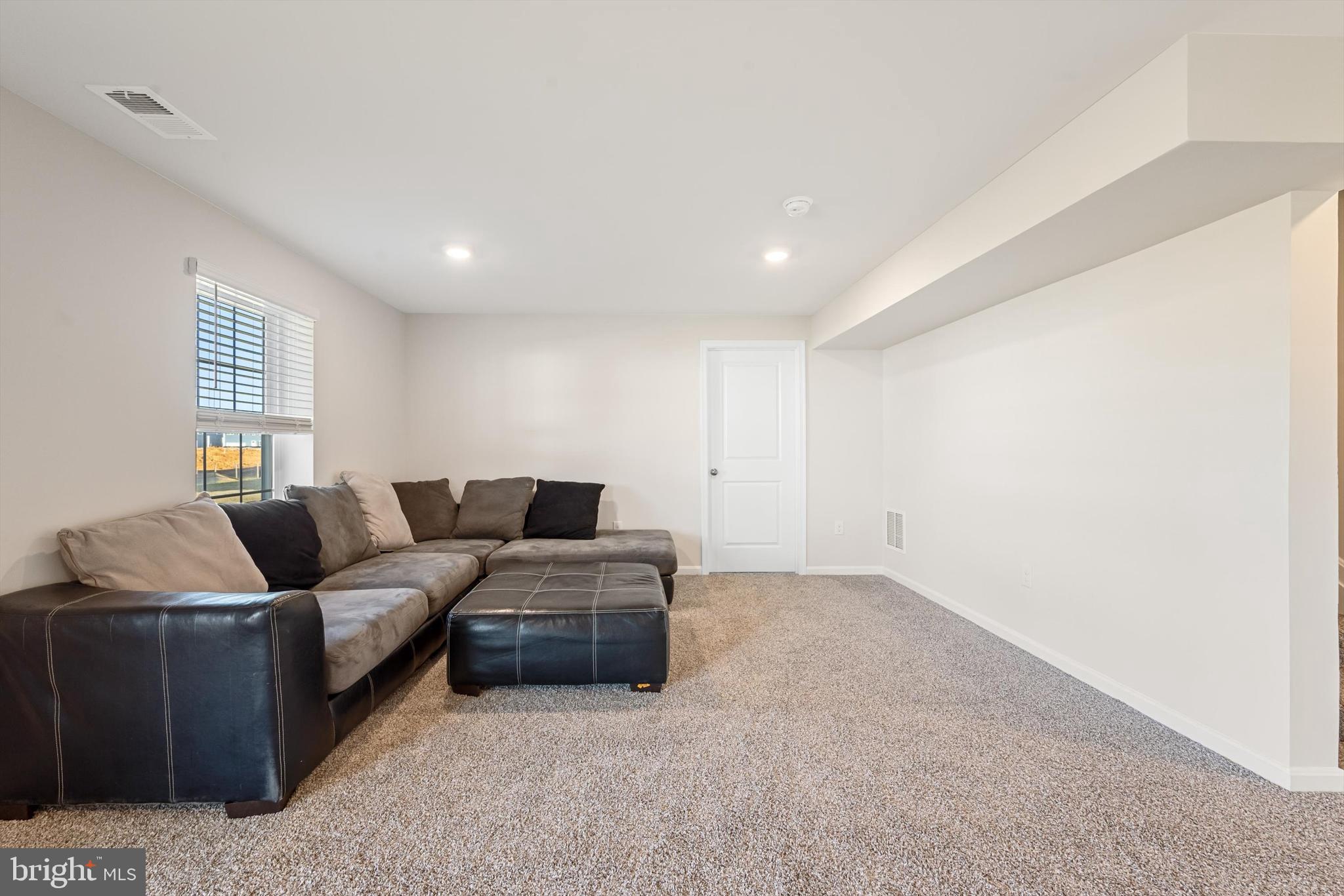 RED HILL - Residential