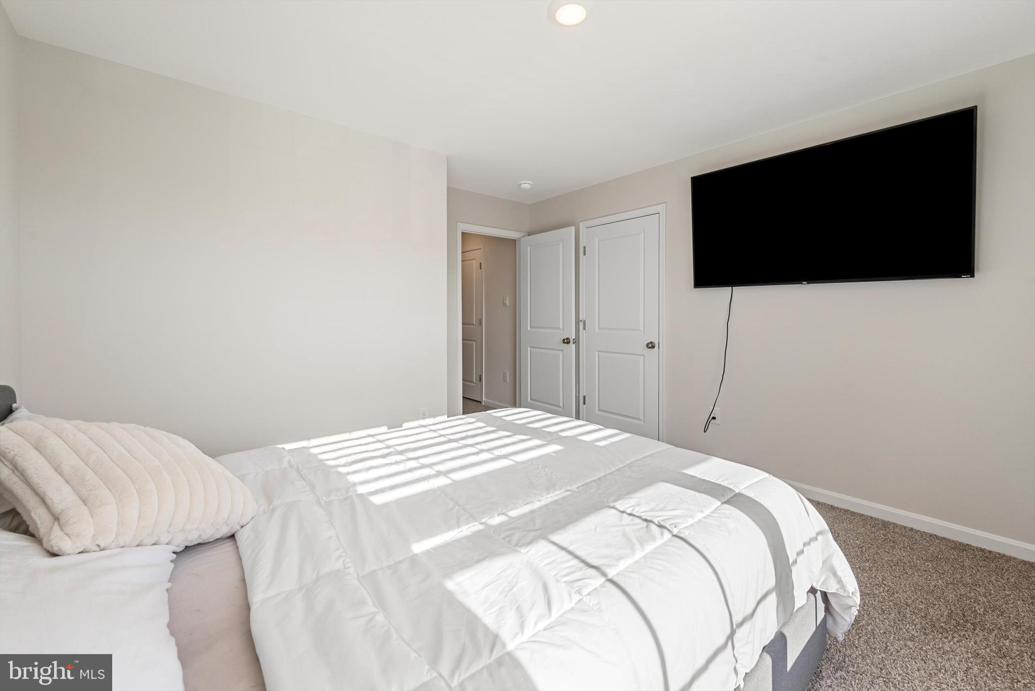 RED HILL - Residential