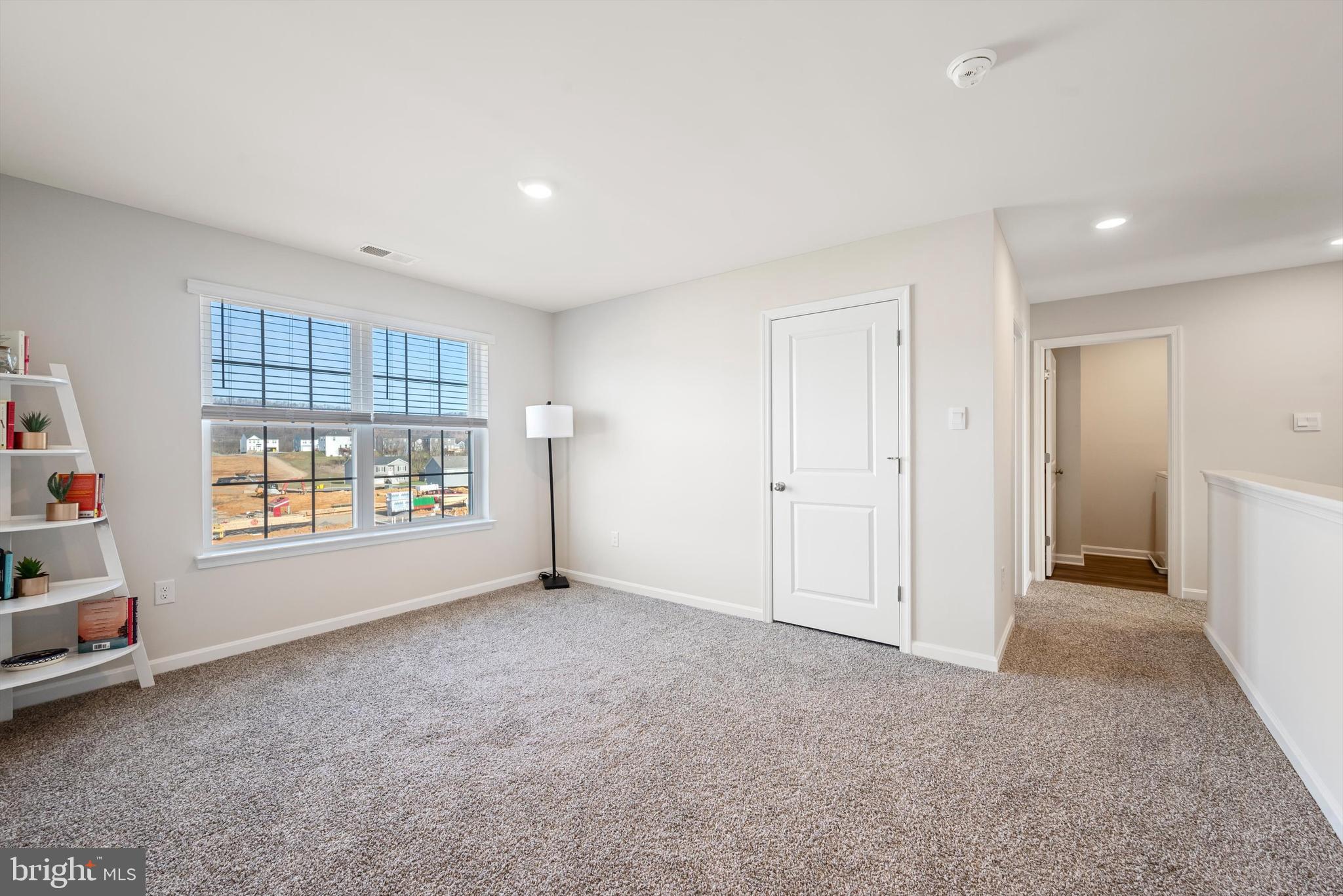 RED HILL - Residential