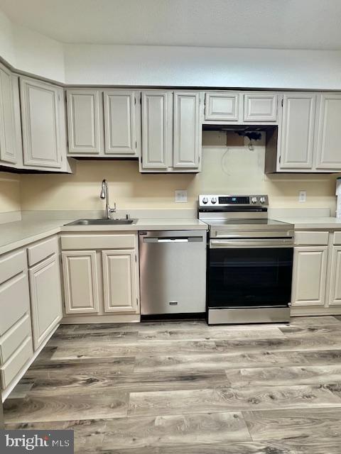 SKYLINE HOUSE - Residential Lease