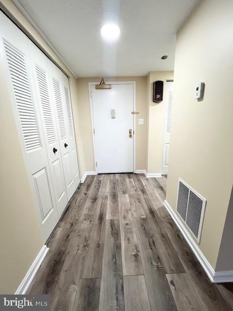 SKYLINE HOUSE - Residential Lease