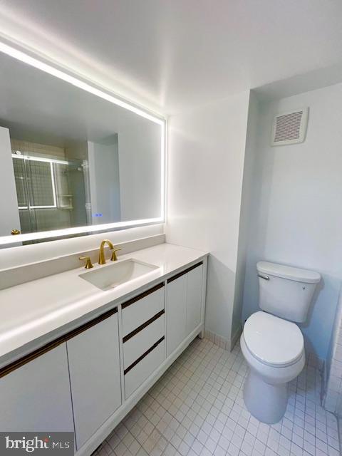 SKYLINE HOUSE - Residential Lease