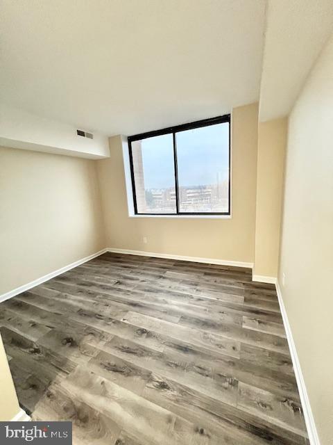 SKYLINE HOUSE - Residential Lease