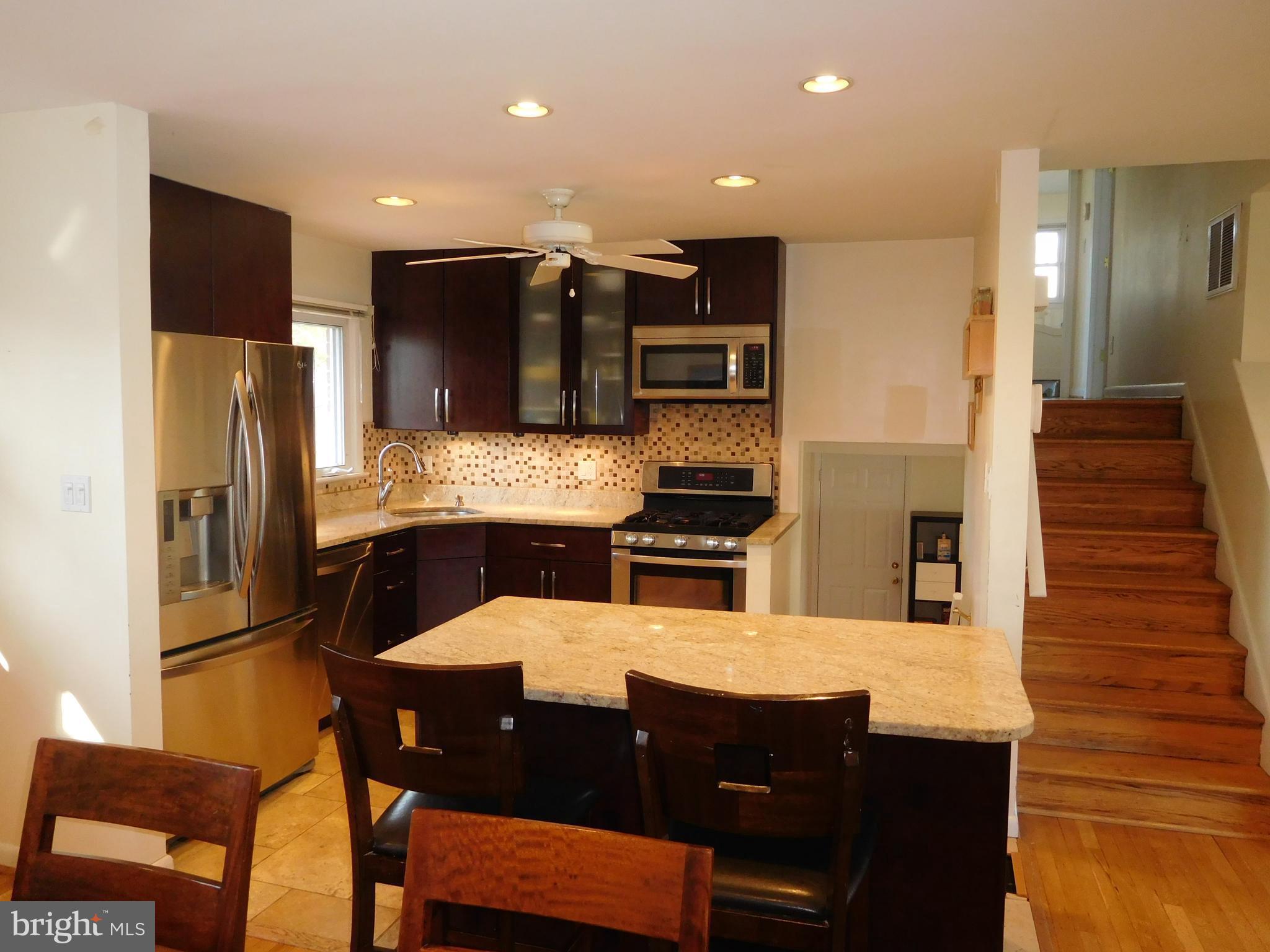 POTOMAC VALLEY - Residential Lease