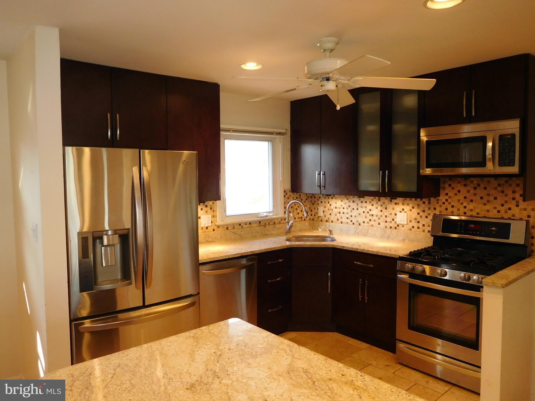 POTOMAC VALLEY - Residential Lease