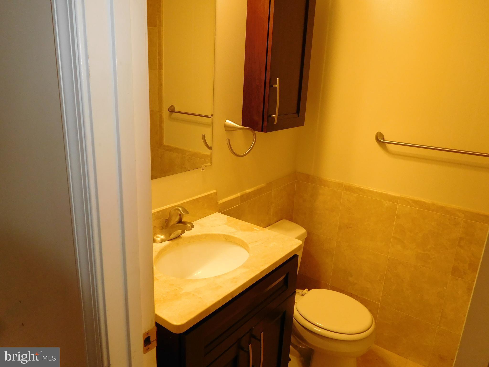 POTOMAC VALLEY - Residential Lease