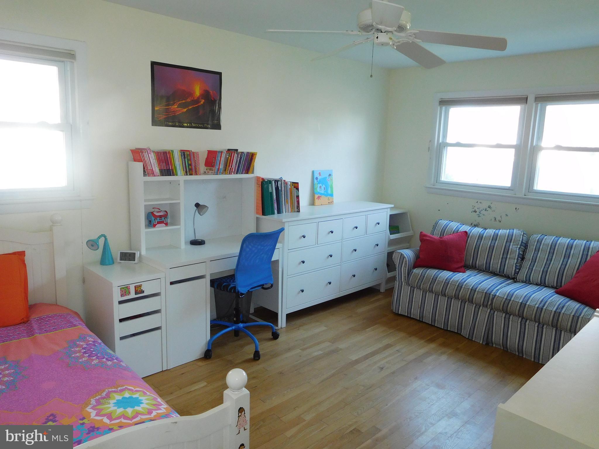 POTOMAC VALLEY - Residential Lease