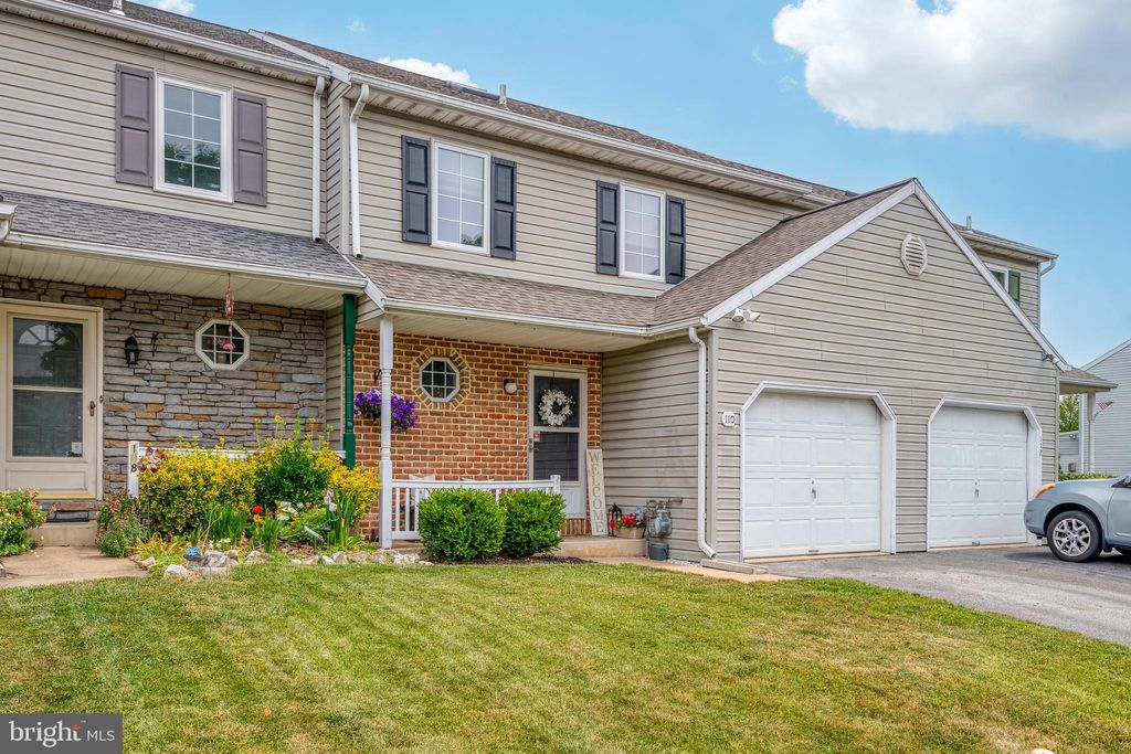 Photo of 110 Parklawn Court, Lancaster, PA 17601 (MLS # PALA2051728)