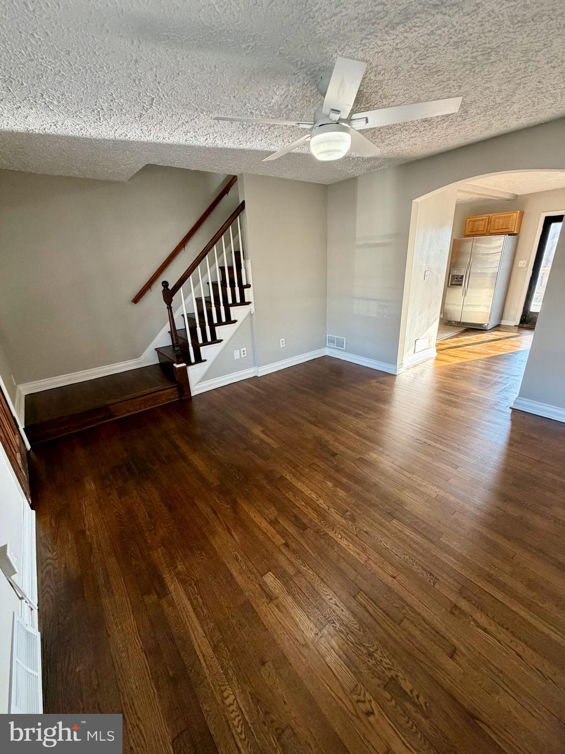 CHARLESMONT - Residential Lease