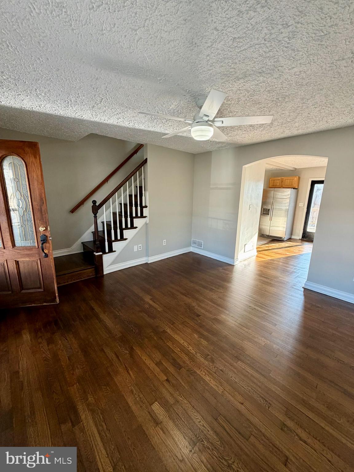 CHARLESMONT - Residential Lease