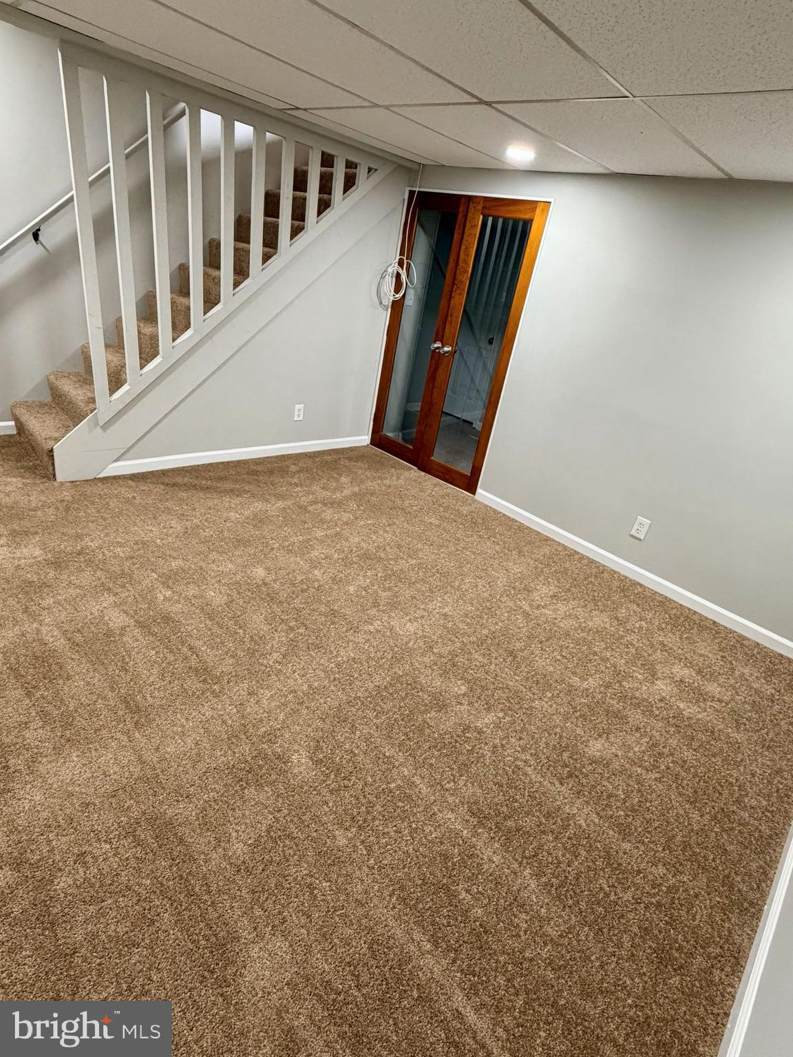 CHARLESMONT - Residential Lease