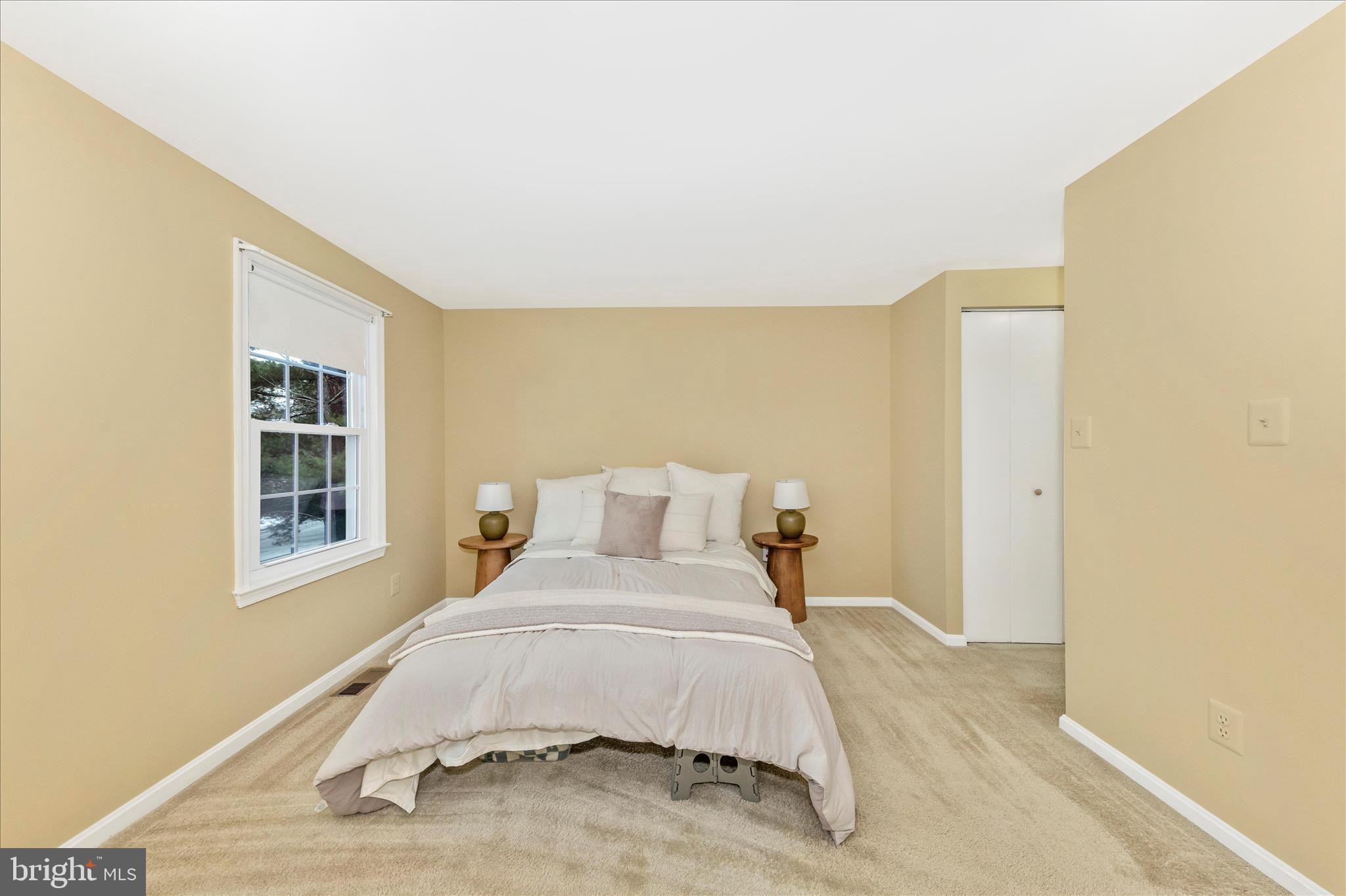 ESSEX PLACE - Residential