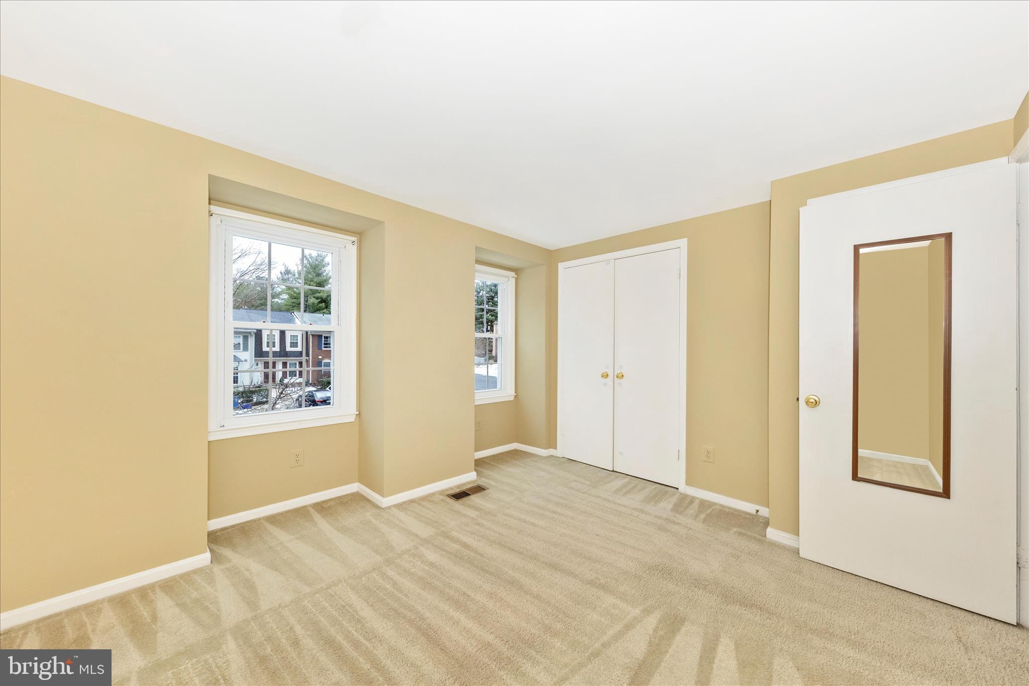 ESSEX PLACE - Residential