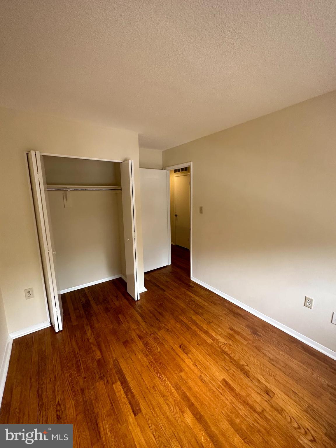 NORTHGATE SQUARE - Residential Lease