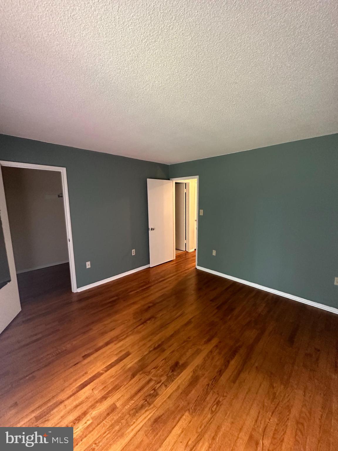 NORTHGATE SQUARE - Residential Lease