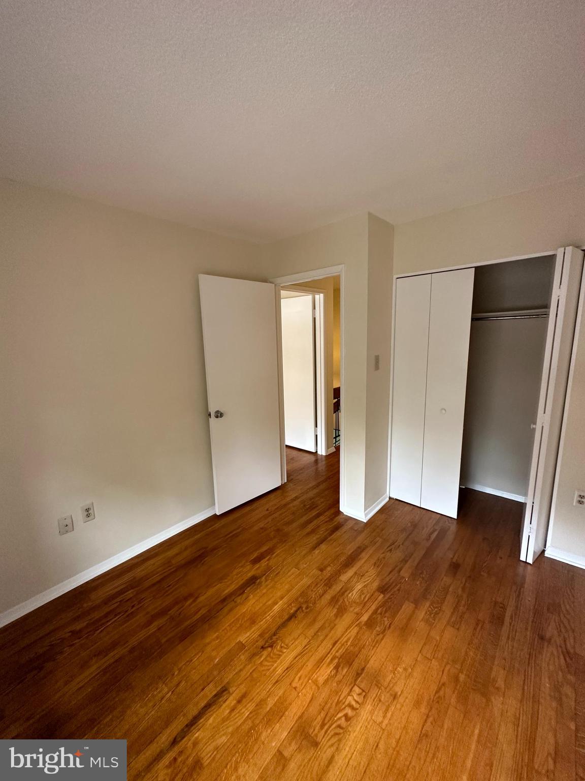 NORTHGATE SQUARE - Residential Lease