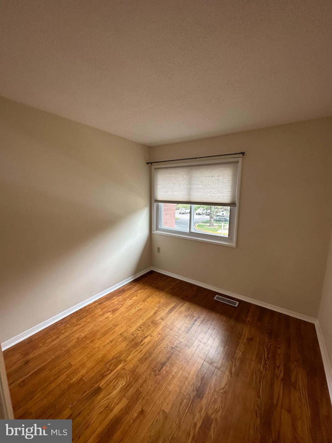 NORTHGATE SQUARE - Residential Lease