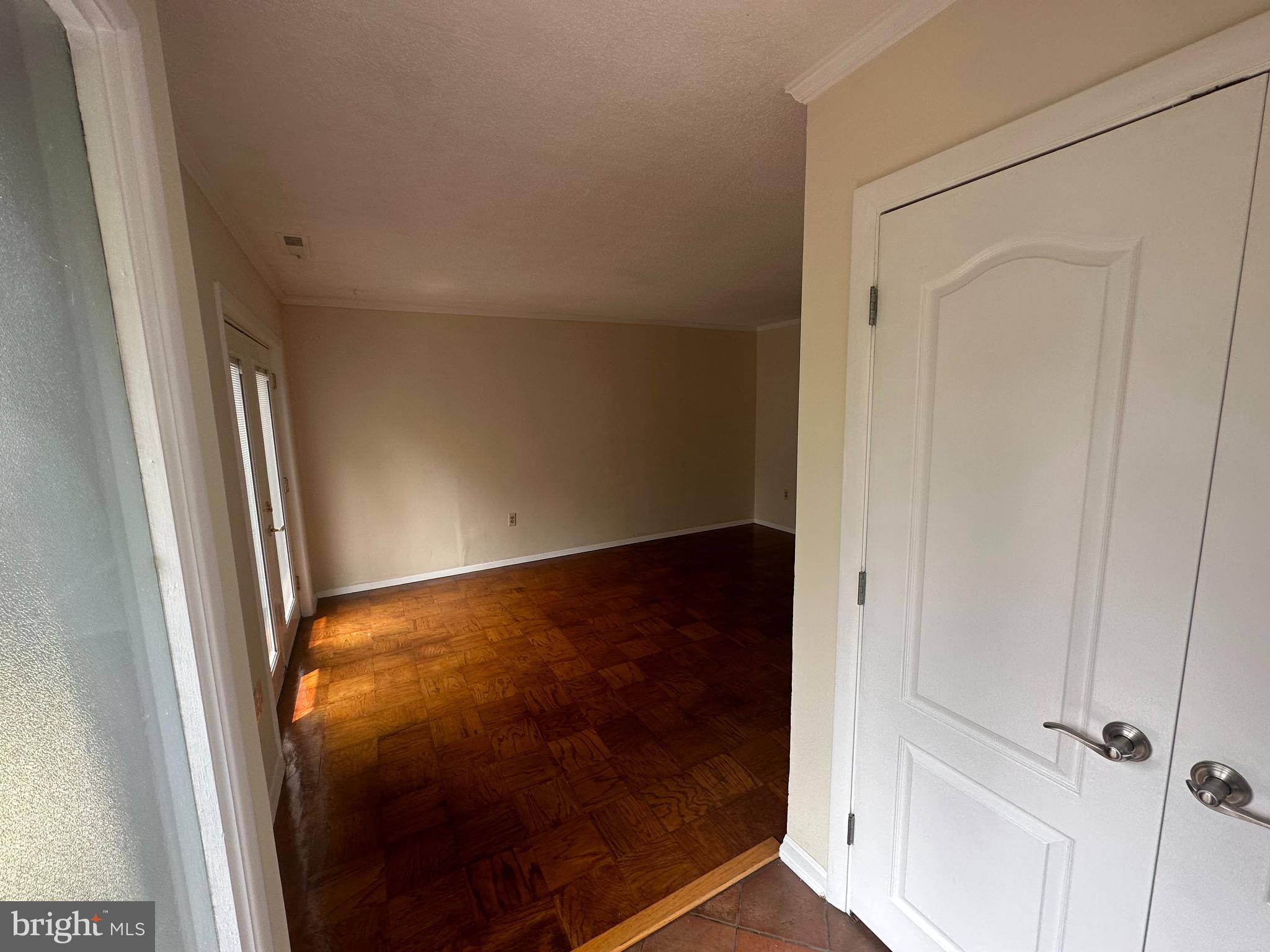 NORTHGATE SQUARE - Residential Lease