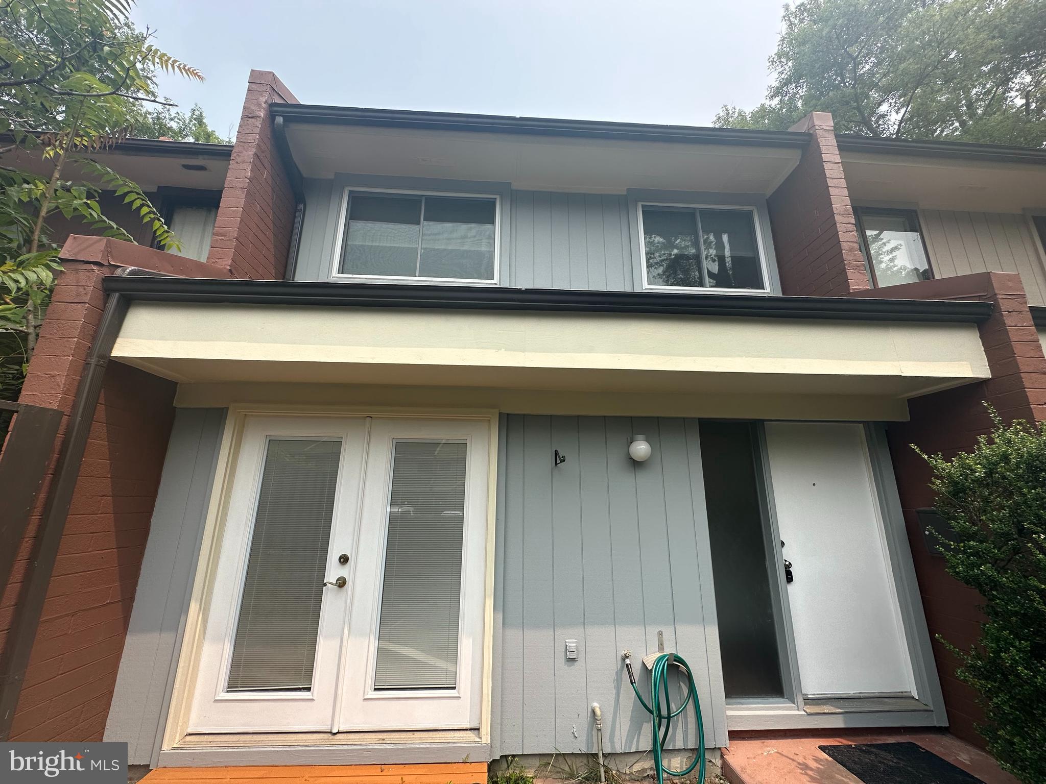 NORTHGATE SQUARE - Residential Lease