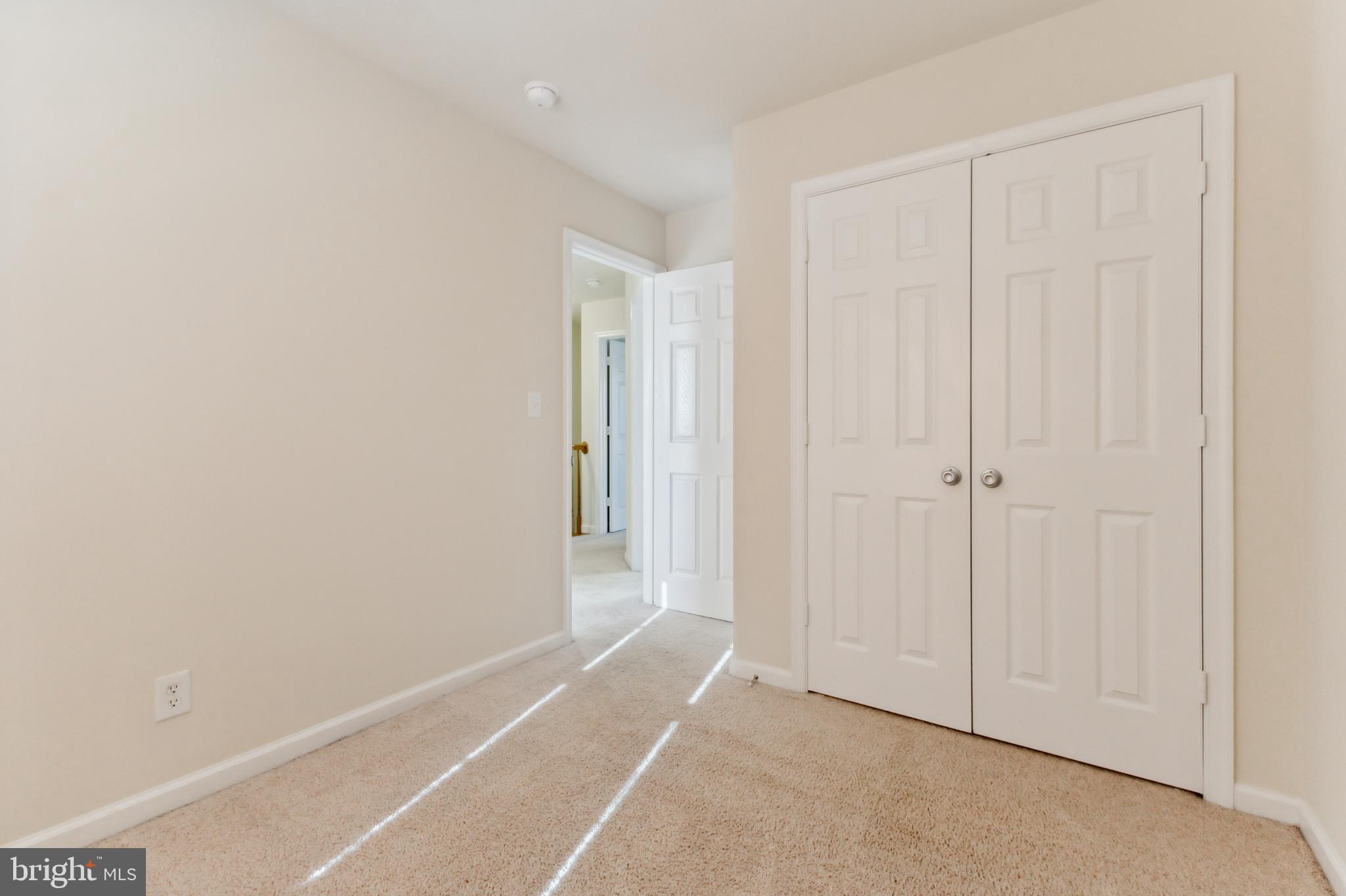 CHARLESTOWN COMMONS - Residential Lease