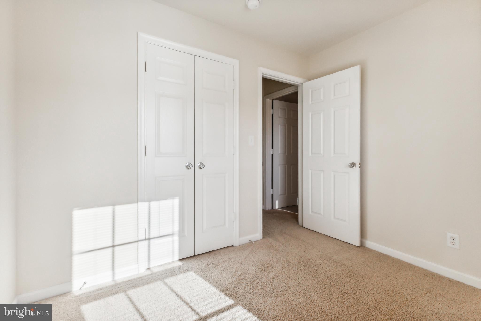 CHARLESTOWN COMMONS - Residential Lease