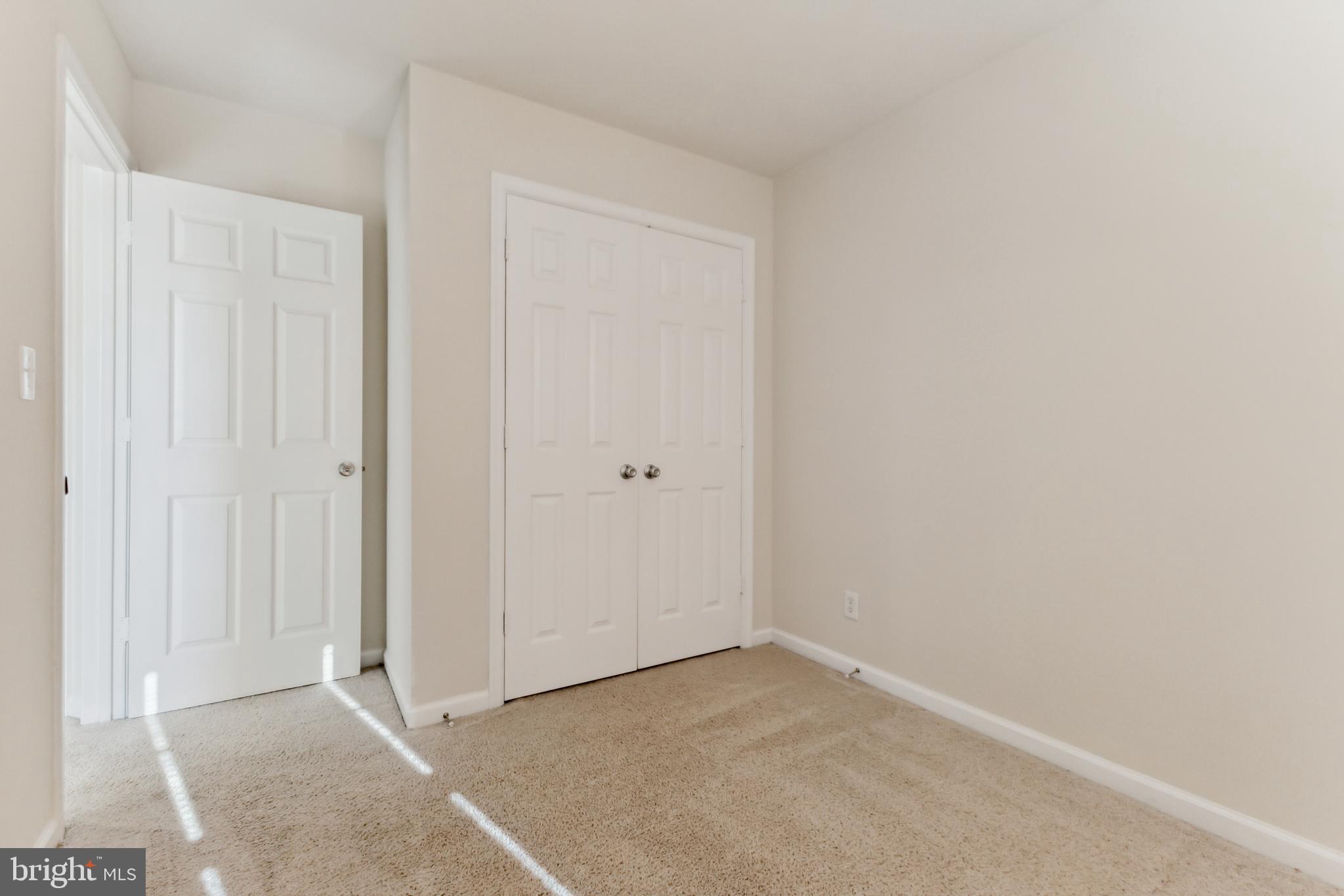 CHARLESTOWN COMMONS - Residential Lease