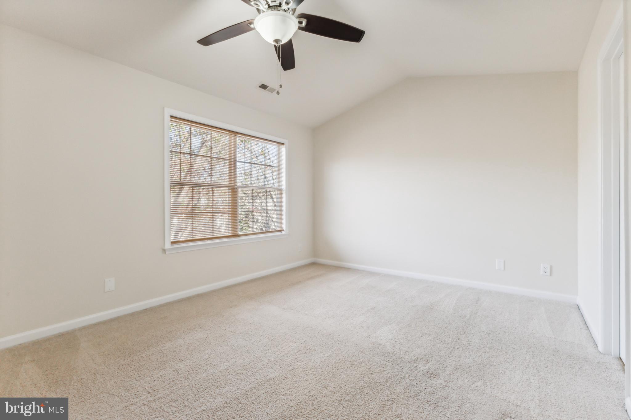 CHARLESTOWN COMMONS - Residential Lease