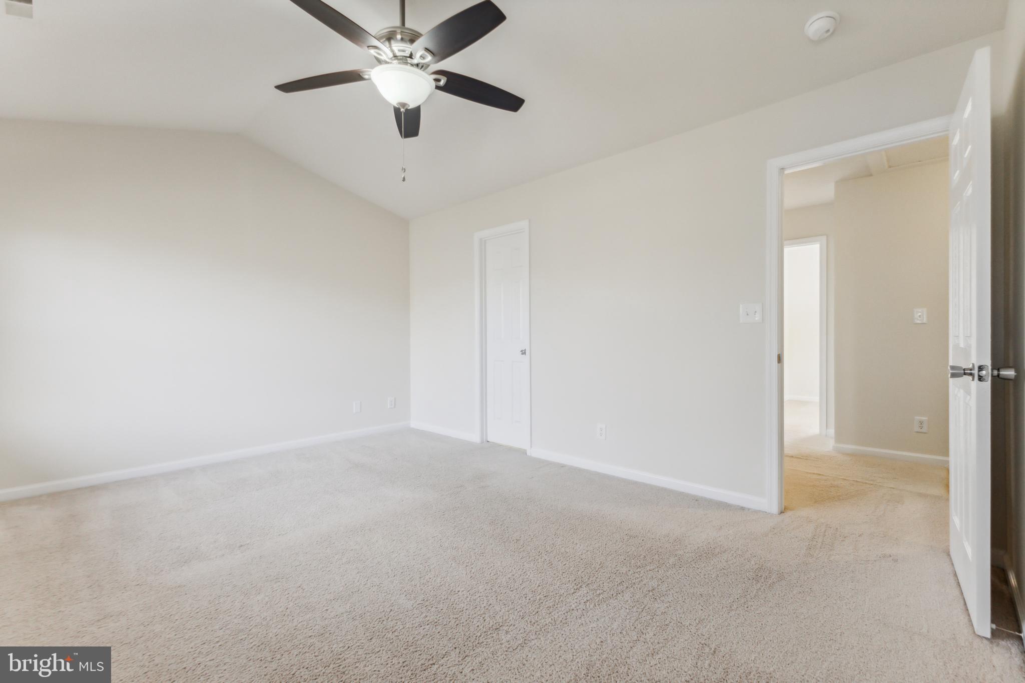 CHARLESTOWN COMMONS - Residential Lease