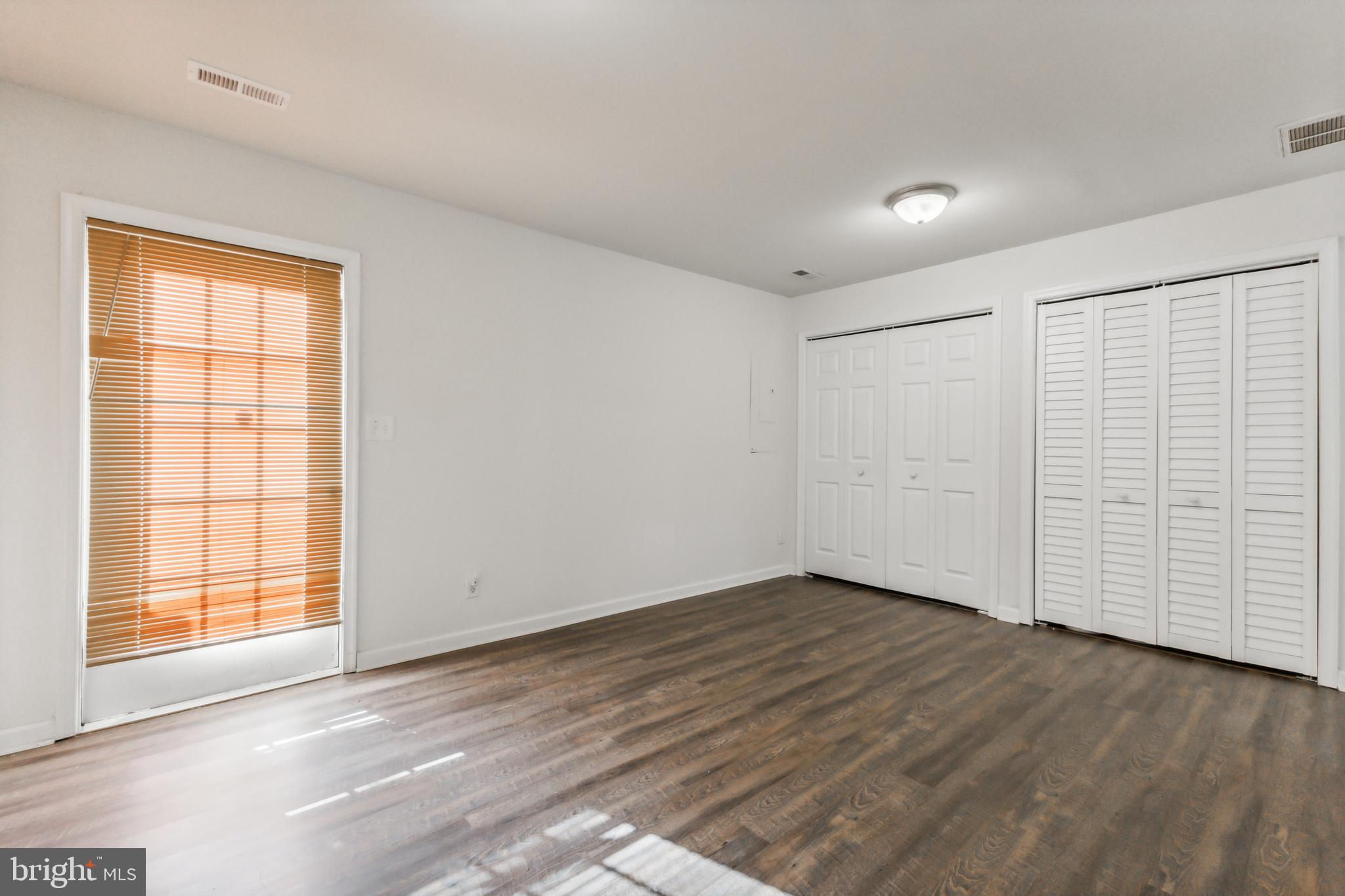 CHARLESTOWN COMMONS - Residential Lease