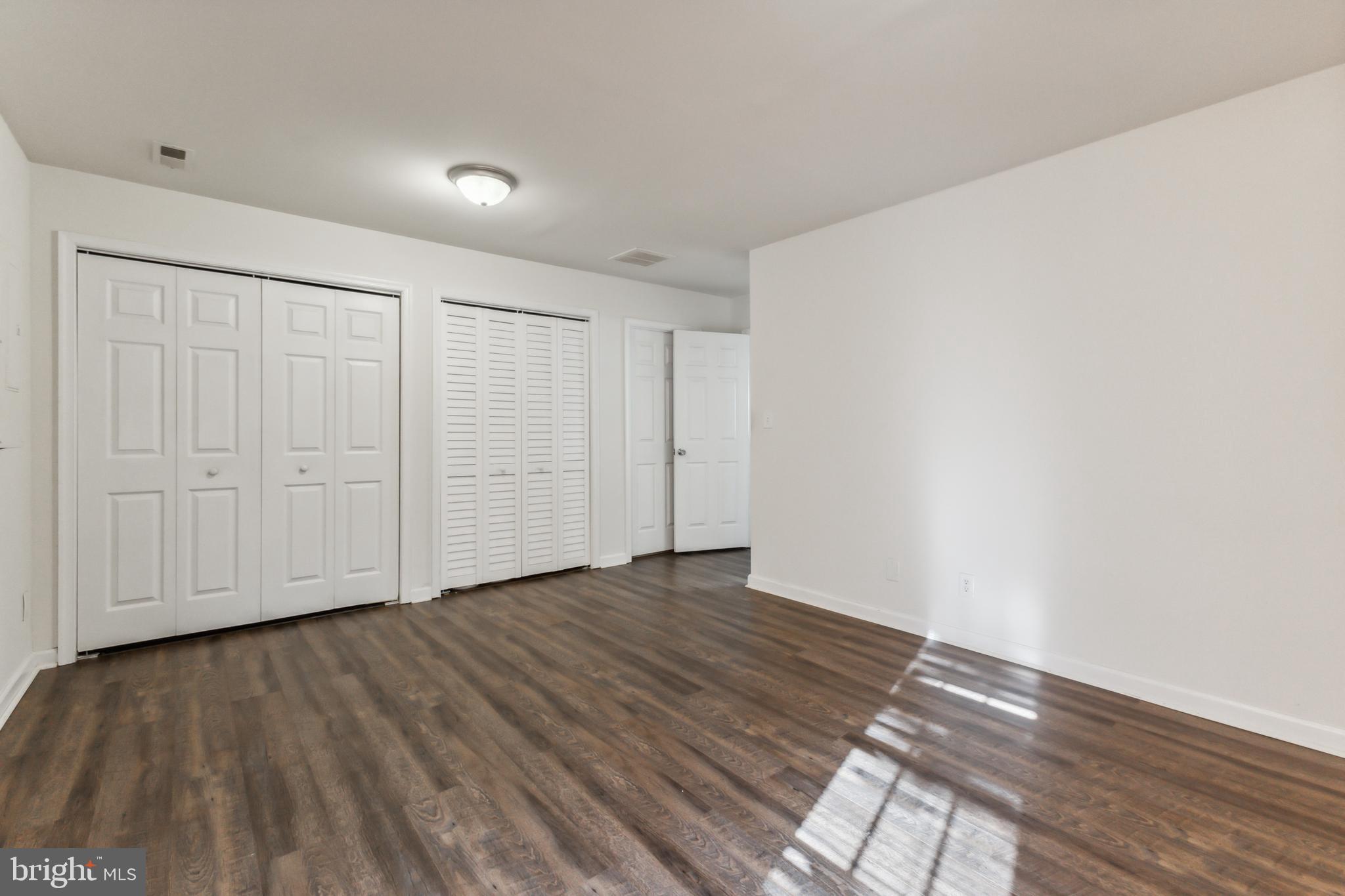 CHARLESTOWN COMMONS - Residential Lease