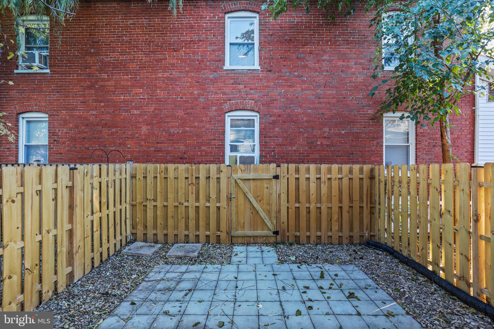 CHURCH MANOR - Residential