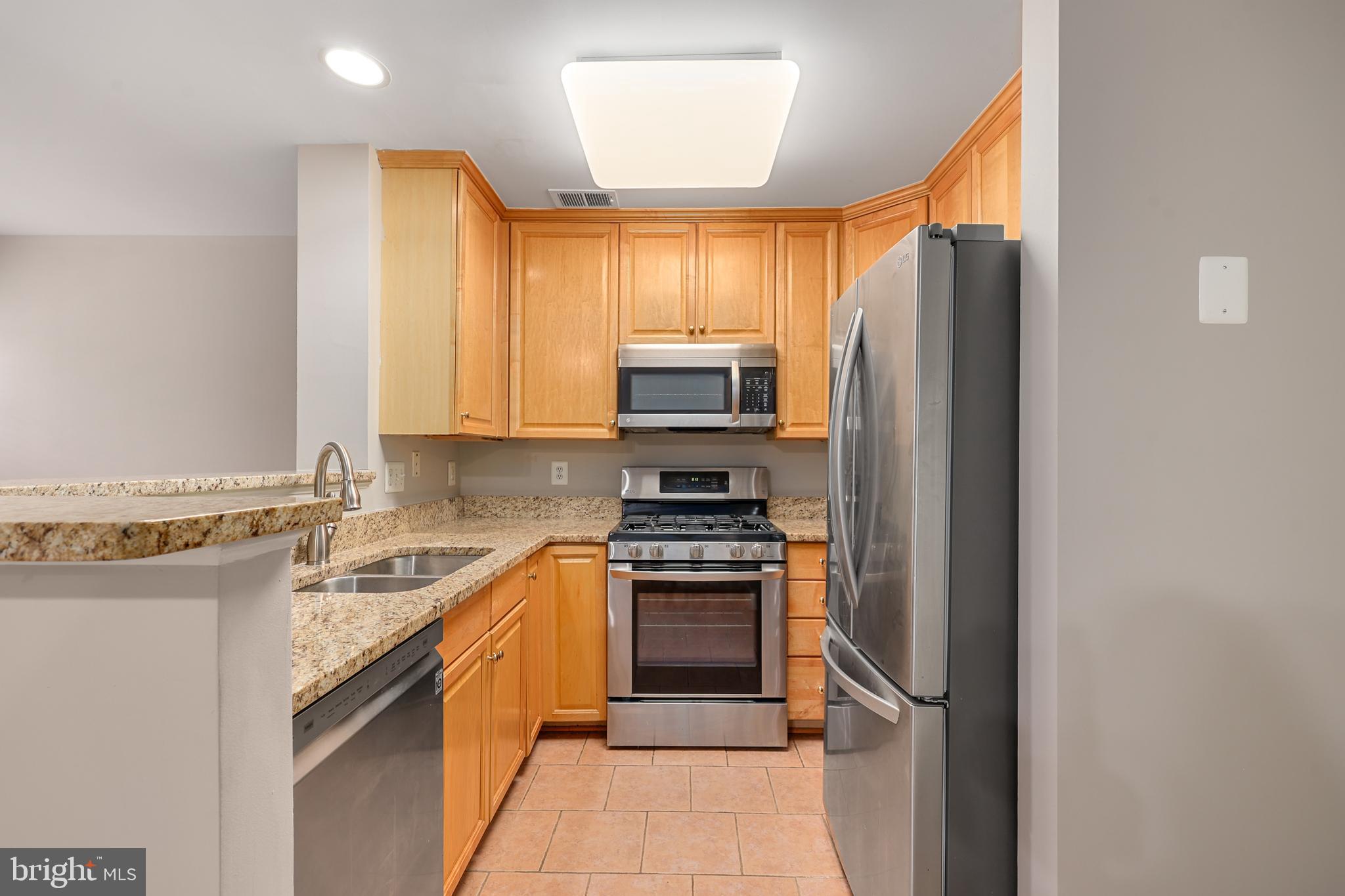 GLADE AT HUNTERS WOODS - Residential